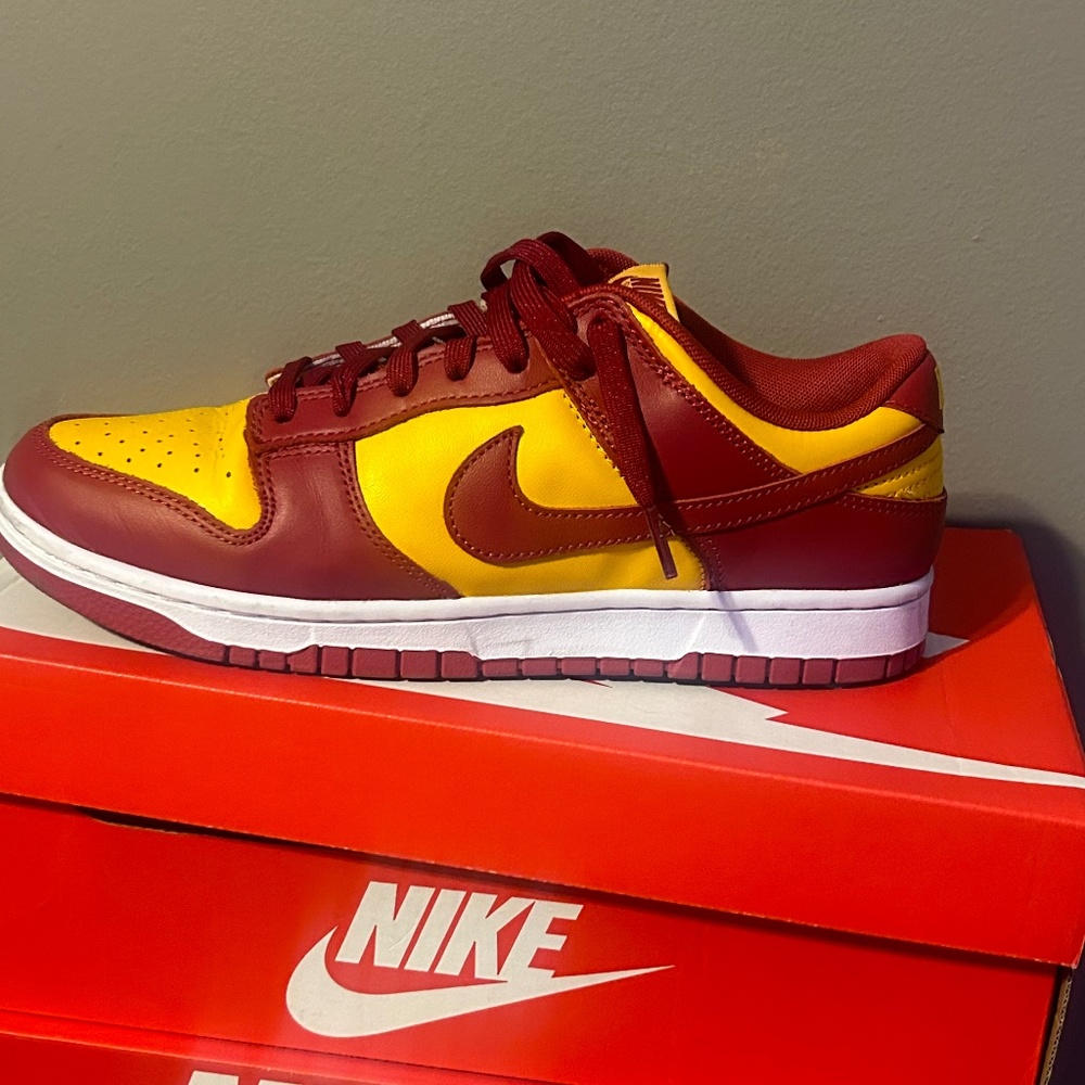 Nike Dunk USC Red